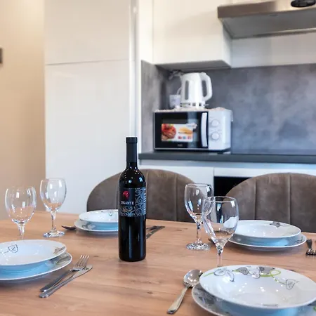 Apartament Dino