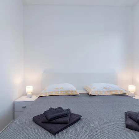 Apartament Dino
