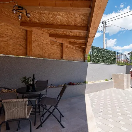 Apartament Dino Trogir