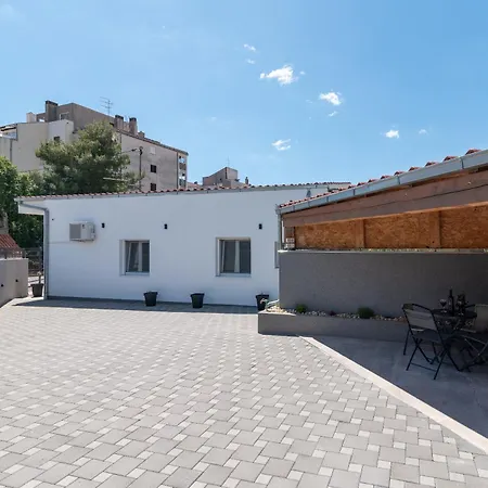 Apartman Dino Trogir